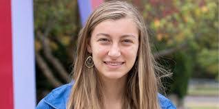 Alena Miller's Instagram, Twitter & Facebook