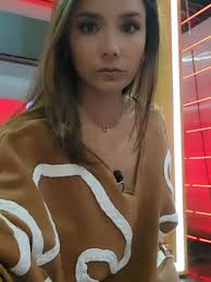 Colombiano apoya colombiano @molgoa me ha acompañado en grande eventos y  cada noche para estar con ustedes; seguimos creciendo juntos, gracias por  todos estos años!!