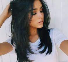 I tagli di capelli neri sono la rivelazione dell'autunno inverno 2021/2022 e prendono vita su tutte le lunghezze, tra tagli lunghi, corti, . Pin On Hair