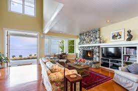 A professional couple with two grown children and two dogs location: Rockaway Beach Beach Style Living Room Seattle By Jackie Syvertsen Windermere Real Estate Bi Inc Houzz