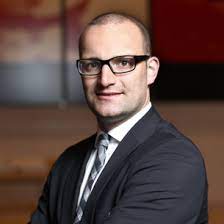 August 2020, dass minister jens spahn der gesundheitsindustrie circa 73 millionen zur gleichen zeit wurde bekannt, dass er und funke jene villa im edelbezirk dahlem gekauft haben. Gesundheitspolitiker Spahn An Lobbyfirma Beteiligt Abgeordnetenwatch De