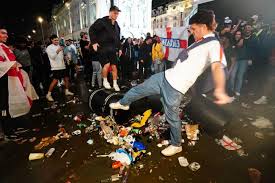 I say this as an english football fan, whether we like it or not, these people reflect the football culture in this country. 1bmjlp6kwsepkm