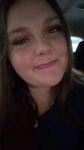 Krystal Bahr's Instagram, Twitter & Facebook