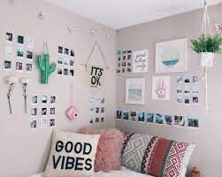 53 Trendy Ideas For Wall Photos Ideas Polaroid Wall Decor Bedroom Simple Bedroom Bedroom Diy