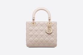 A true advantage of working together with a qualified bureau is that your company is able to aim it's attention on what it does most excellently. 10 Most Popular Designer Bag Brands To Own