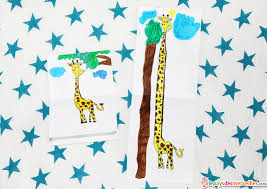 Comment dessiner une girafe réaliste. La Girafe Au Tres Long Cou Pliage Coloriage Le Pays Des Merveilles