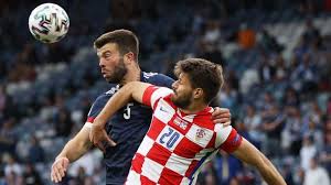 Croacia, oficialmente república de croacia, es uno de los veintisiete estados soberanos que forman la unión europea, el cual está ubicado entre europa central, europa meridional y el mar adriático; Dai94s6sc8bshm