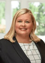 Jennifer Bayne's Instagram, Twitter & Facebook