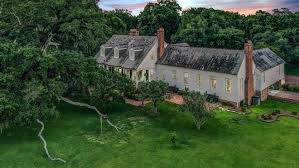 We did not find results for: Historic New Iberia Mansion On Bayou Teche Blends History Comfort