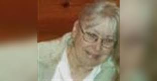 Wanda Tobin's Instagram, Twitter & Facebook