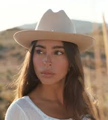 Kiara Gomez Glad Bak