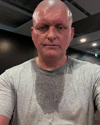 1/5/25/10:15: 11:35: nice easy little work out. X100 up and over weight  10kg: warm up exercises also before every workout. Feeling very fit and in  excellent shape