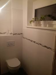 Badezimmer halbhoch gefliest mit bordüre : Wc Mit Dusche Casa Prussmeier