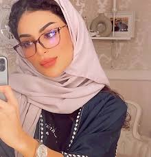 صور فاطمة الانصاري ونادين نجيم وشبه بينهما لا يصدق فاطمة الانصاري تتميز بملامحها البارزة الجميلة فاطمة الانصاري ونادين نجيم بغطاء الرأس.هل تتشابهان؟ لا تلبث ان تشارك مدونة الجمال السعودية فاطمة الأنصاري صورة لها او مقطع فيديو. Ø´Ø¨ÙŠÙ‡Ø© Ù†Ø§Ø¯ÙŠÙ† Ù†Ø¬ÙŠÙ… Ø§Ù„Ø³Ø¹ÙˆØ¯ÙŠØ© ÙØ§Ø·Ù…Ø© Ø§Ù„Ø£Ù†ØµØ§Ø±ÙŠ ÙÙŠ Ø¥Ø·Ù„Ø§Ù„Ø§Øª Ù…ÙƒÙŠØ§Ø¬ Ù„Ø§ÙØªØ© Gheir