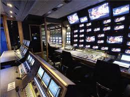 Khải định lên ngôi năm 31 tuổi, mất năm 40 tuổi, ở ngôi được 10 năm, là cha của hoàng tử vĩnh thụy, sau này là vua bảo đại. Television Algerienne La Chaine La Memoire Lancee Novembre Prochain La Depeche De Kabylie