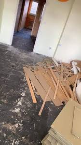 Meine ex nachbarin teilte mir mit, dass jetzt die wohnung gesperrt worden ist weil asbest festgestellt worden ist. Schwarzen Asbestkleber Entfernen Kosten Leben Umfrage Wohnung