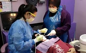 Penjagaan tampalan gigi sangat penting untuk memastikan gigi anda terus sihat. 10 Tip Penjagaan Gigi Mesti Tahu Free Malaysia Today Fmt