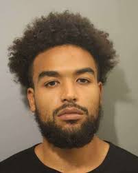 Two Bronx men charged with passing fake checks