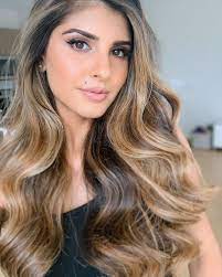 The Colorwowhair Dream Coat Shine Don T Lie Fam Balayage Longhair Highlightsforlonghair Caramelhighlig Brunette Balayage Hair Latina Hair Hair Highlights