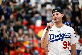 Dodgers' Joe Kelly visits Corona High, Ontario fast-food place – Press Enterprise