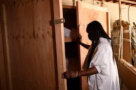 Illinois, for instance, requires 24 hours to have passed between the death of a person and their cremation while texas requires a waiting period of 48 hours. L A County Suspends Cremation Limits Amid A Surge Of Coronavirus Deaths