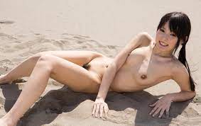 開放的な気分になれる、海や砂浜で裸になった美女画像20 | ぴんくなでしこ：エロい素人画像まとめ