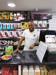 Black barbers cut white men hair and white barbers also cut black men hair. áˆ¶áŠá‹« On Twitter There S A New Black Owned Hair Shop On Walworth Rd Guys Taff Was So Lovely And His Customer Service Is Amazing Go There Now And Get 10 Off Everything