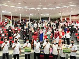 It was established in 1999 by the perak islamic religious. Risda Bantu 300 Pelajar Ucam The Sabah Times