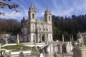 Planen sie ihre reise und ihren urlaub in guimarães mit dem grünen reiseführer von michelin. Guimaraes Braga Barcelos Tour Porto 2021