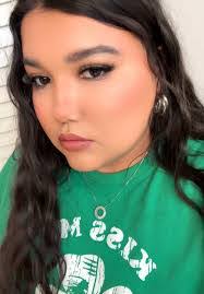 Courtney Pickens's Instagram, Twitter & Facebook