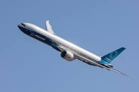 Primeiro Boeing 777-9 de produção realiza voo inaugural