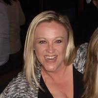 Julie Stroud's Instagram, Twitter & Facebook