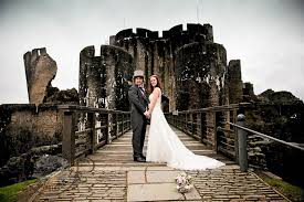 Caerphilly Castle Wedding Mr Mrs Bailey Dream Wedding Photographer Cardiff Newport Bristol Castle Wedding Wedding Castle