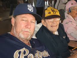 This is my Dad, Dave Holman. Played in the 50's and 60's for the Bears. He  told me how lucky he was to play with Greg Hawick and Paul Cuneo,and the  great