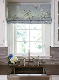 20 Beauty Roman Blinds Kitchen For Totally Transform Your House Style In 2021 Kitchen Window Coverings Roman Blinds Kitchen Kitchen Window Treatments