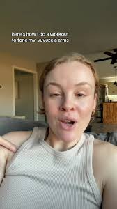 stitch with @Tess Levin this is exhausting #semptumarms #vuvuzelaarms...