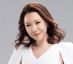 Veronica Shim and her Envysion of the New Age EAM of the Future​​​​​​​