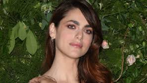Da Miss Italia, i programmi e le serie tv, la carriera al cinema: ecco cosa  fa oggi Miriam Leone