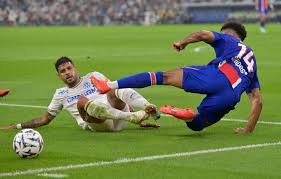 EN DIRECT OM - PSG : Paris confisque le ballon mais ça défend fort côté OM... Venez suivre le Classique avec nous — 20 Minutes
