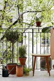 Well follow the recommendations we offer from onehowto on how to decorate a patio with plants. 31 Brilliant Balcony Decorating Ideas Balcony Design Tips