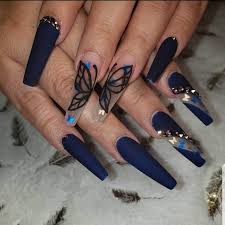 Navy blue designs are just simple, but adding golden lines to them and designing the ring and thumb fingers in the opposite way (golden base with navy light blue, navy blue and royal blue nails. 55 Epic Light Navy Royal Blue Nail Designs For Classy Girls February 2021