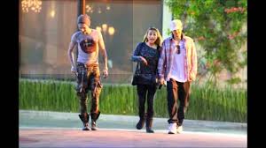 Though tmz obtained the divorce file, there isn't much official information provided from both sides. New Bill Tom Kaulitz With Ria Sommerfeld 13 03 2012 Youtube
