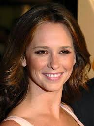 Born on february 21, 1979 in waco, texas, she primarily grew up in. Jennifer Love Hewitt Wikipedia