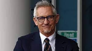 Andy Bowes's Instagram, Twitter & Facebook