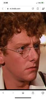 John Quinn in MASH episode discussion