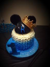 Bizcocho De Mickey Mouse Azul Pin De Cindy Paola En Mi 1er Anito En 2020 Torta De Mickey Bebe Cumpleanos De Mickey Mouse Pasteles Para Ninos De Cumpleanos