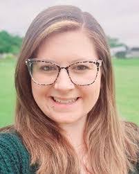 Angela Armendariz's Instagram, Twitter & Facebook