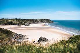 You get a spectacular view from your beachfront location, with the freycinet peninsula opposite, the national park a short drive away and the balcony. Fun Things To Do In The Gower Wales Swansea Bay Guide Pip And The City