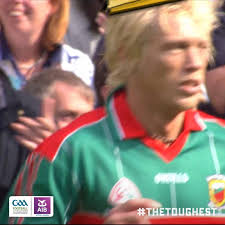 Throwback to 2006 and Ciarán McDonald's majestic sideline kick 'flying'  over the bar against the Dubs. All hail the King! #TheToughest 👑 🏹