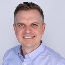 Paul Hile's Instagram, Twitter & Facebook